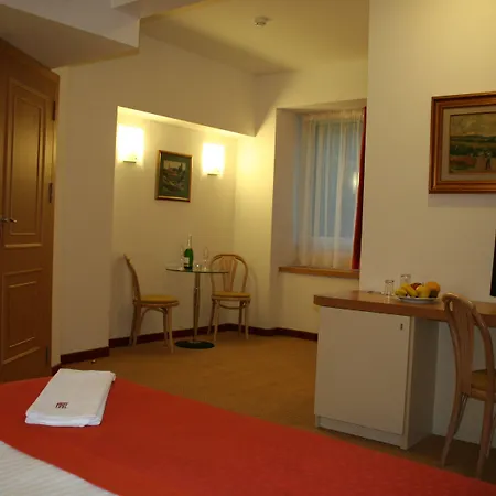 Hotel Arte 3*