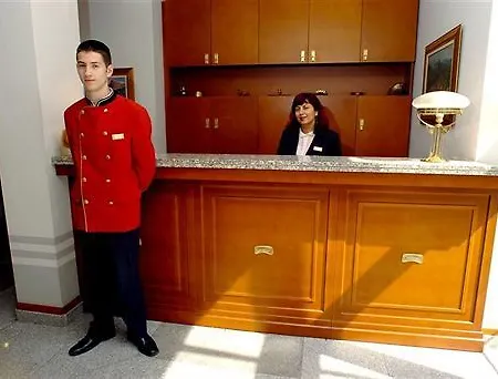 Отель Arte 3*