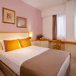 Hotel Arte 3*